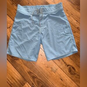 Like New Men’s Birdwells Beach Britches Size: 34
